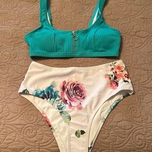 Cupshe Zip Up Bikini